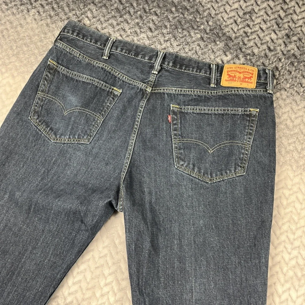 Levi's 559 Relaxed Straight Jeans Mens 44x30 Dark Wash Blue 5 Pocket Denim